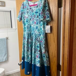 LuLaRoe Amelia Dress with pockets!
